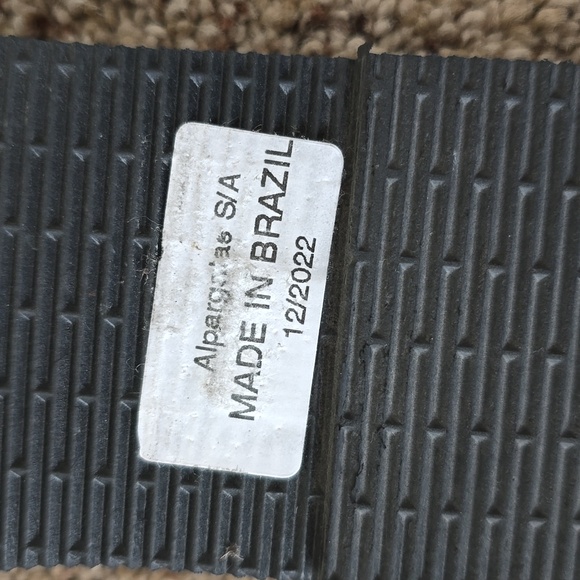 Havaianas sz 7/8 Sandals - Picture 5 of 7